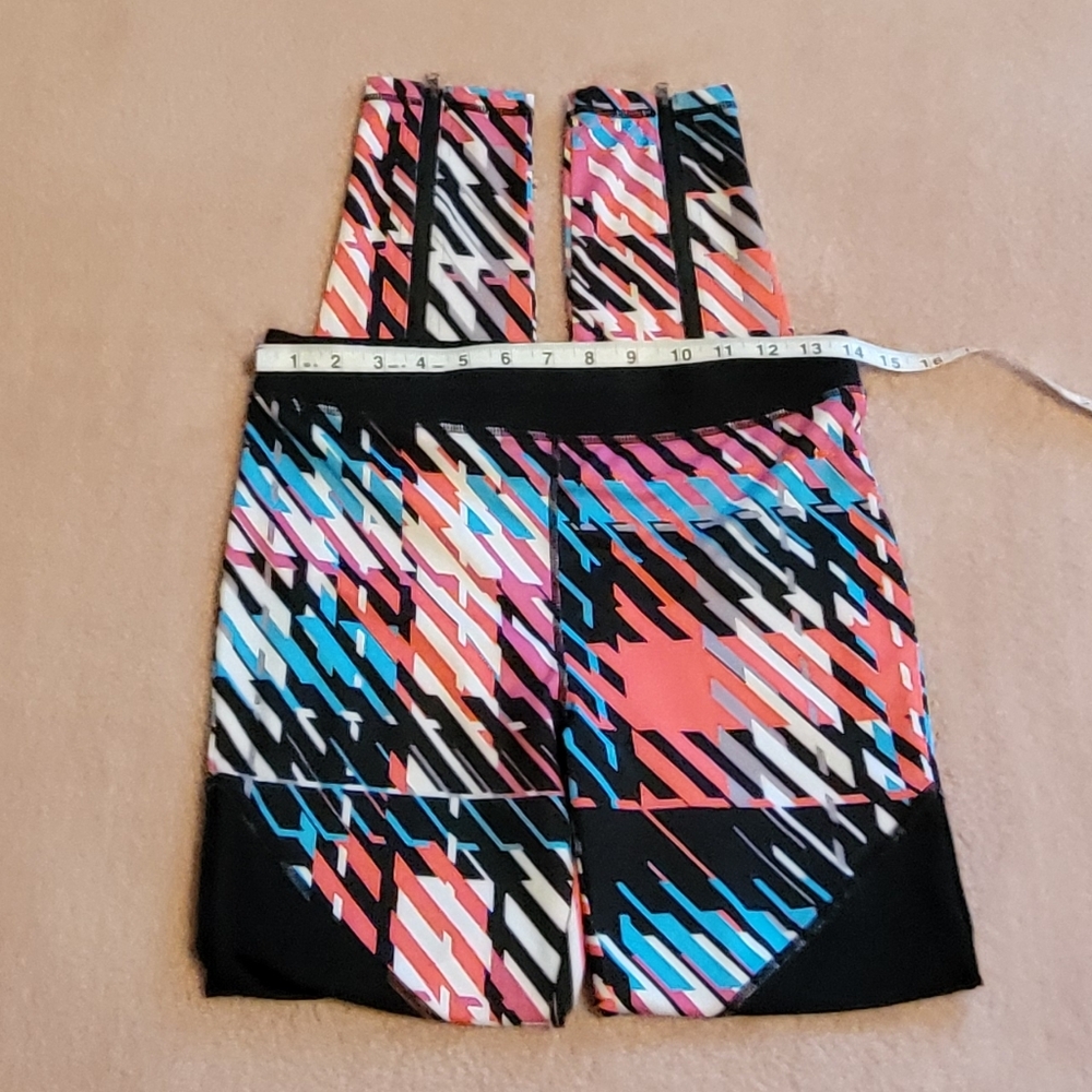 Hue Stylish Dynamic Geometric Pattern Zipper Ankl… - image 4